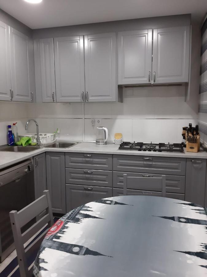 Nur Apartment *